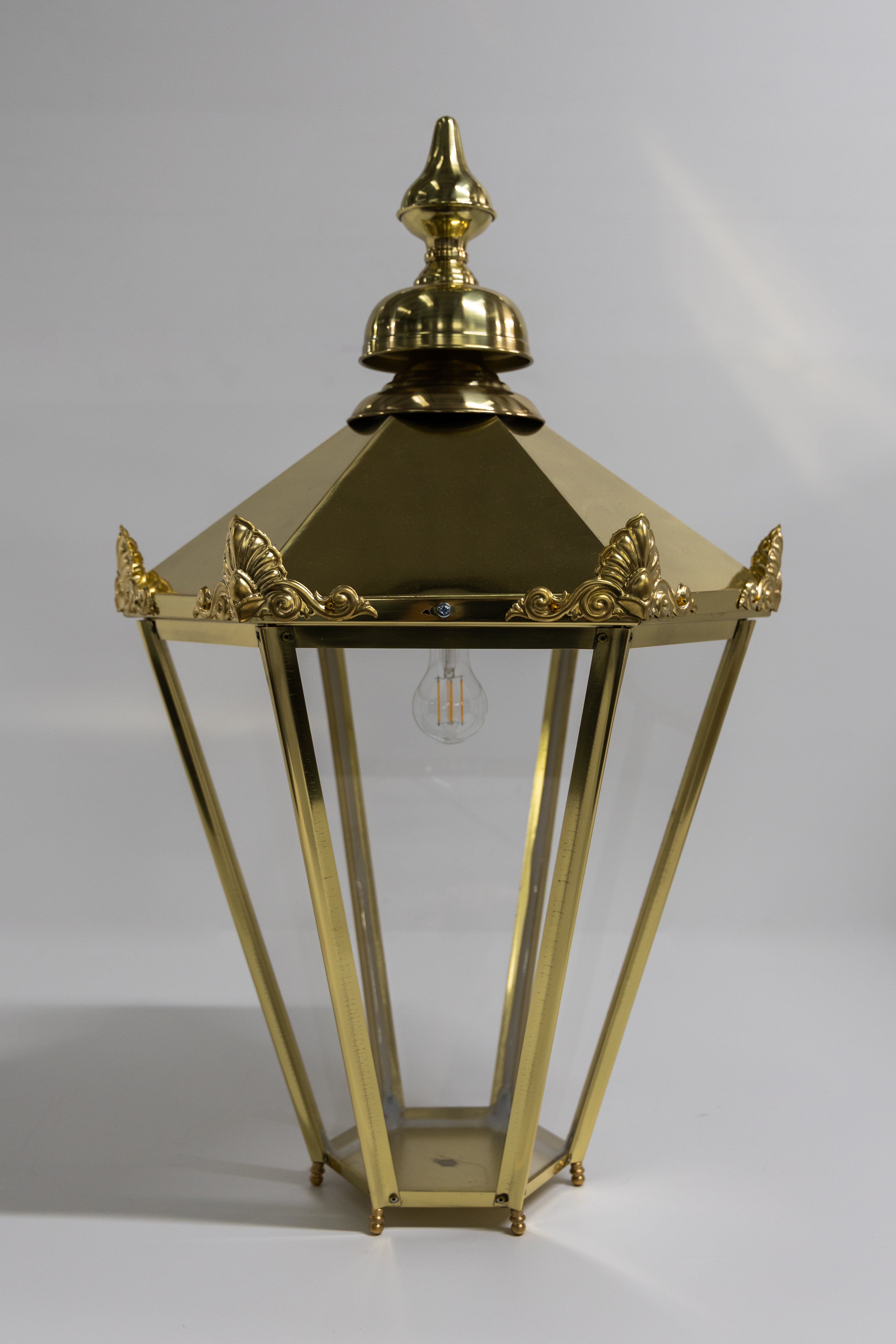 Stratford Outdoor Lanterns