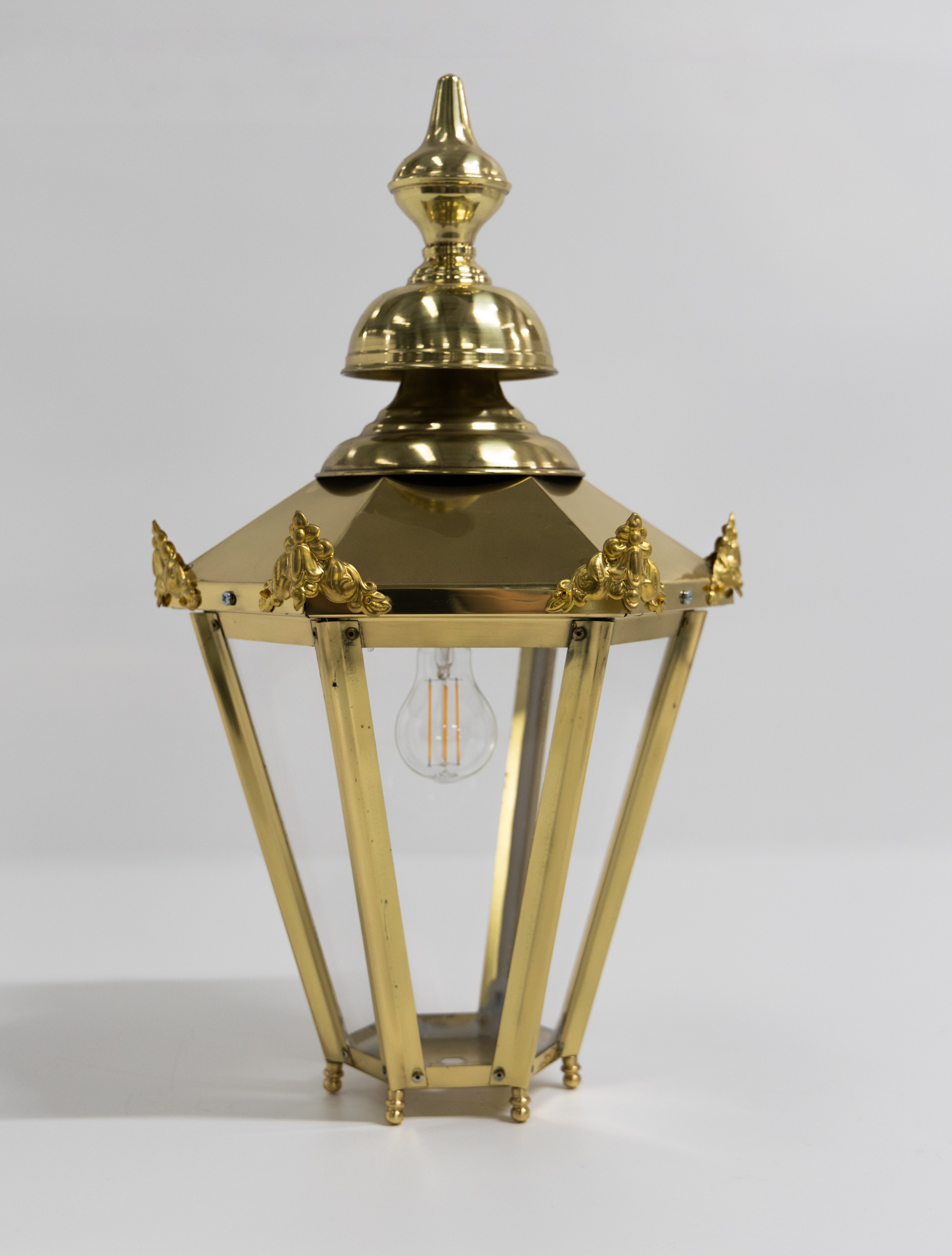 Stratford Outdoor Lanterns